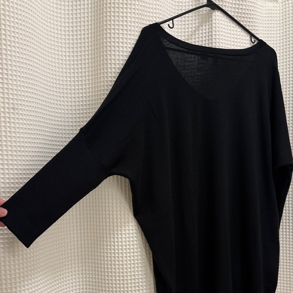 100% Merino Wool Drop Shoulder Sweater - Size XL - Picture 11 of 11